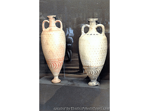 Museo del Louvre: Cerámicas encontradas en Kamiros