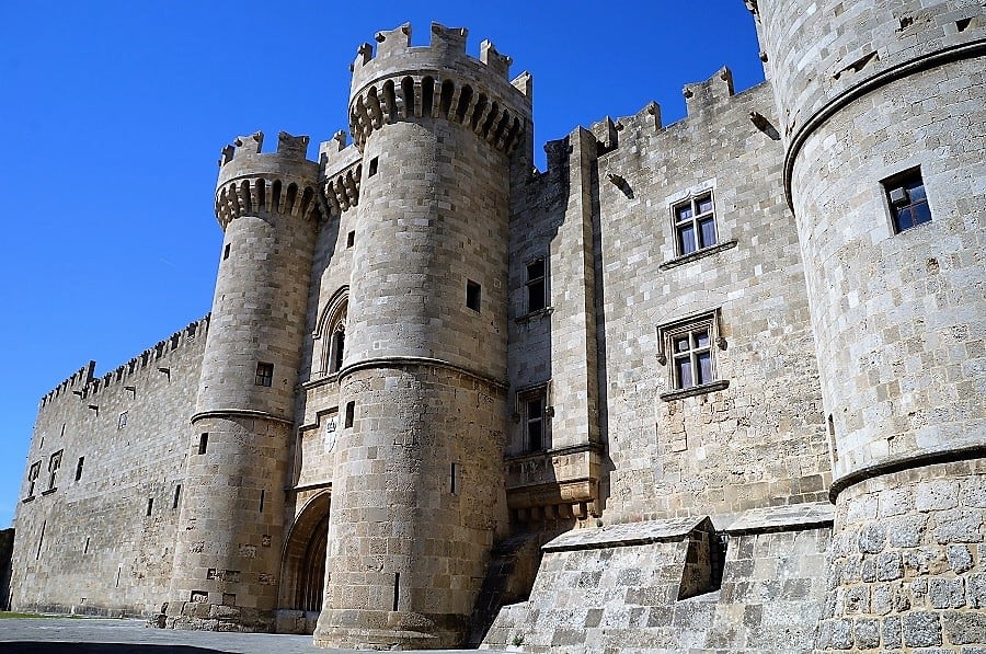 Rhodes Private Walking Tour, Grand Master Palace & Old Town Stroll